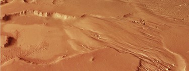 Hemos encontrado una enorme reserva de agua en Marte. Tan grande como para inundar el planeta o llenar el mar Rojo 