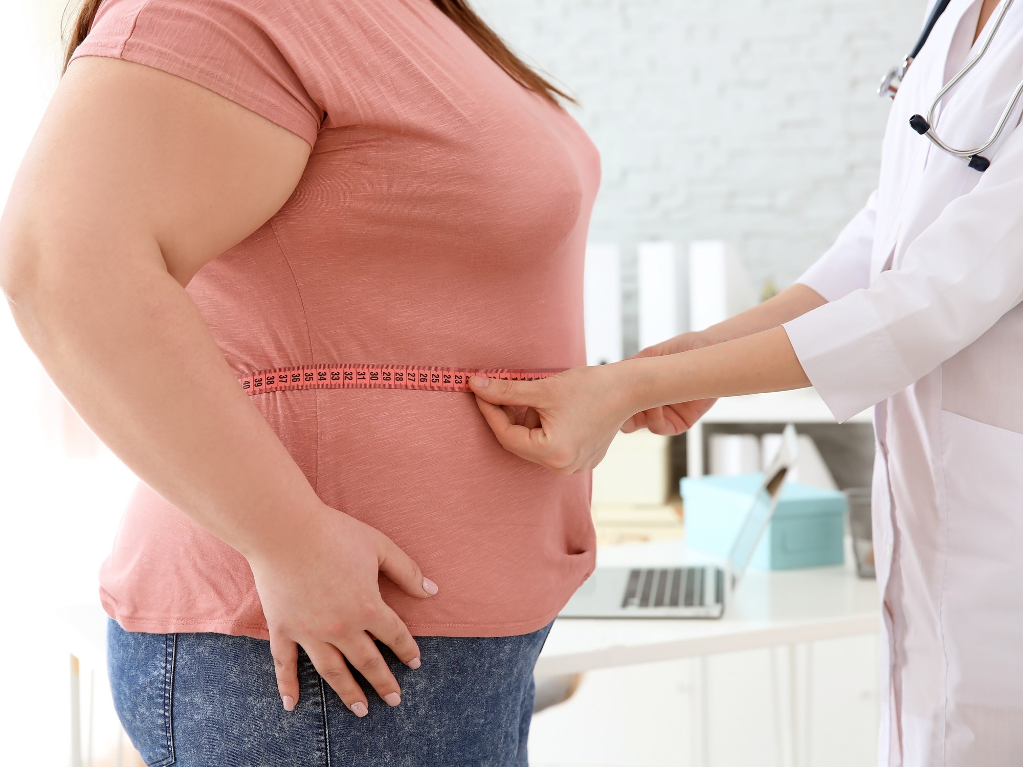 Los casos de hígado graso crecen en paralelo al aumento de la obesidad en todo el mundo. Foto: Shutterstock.