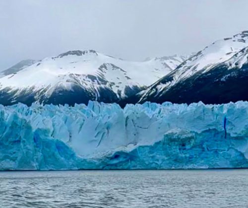 Los glaciares se están desprendiendo del campo de hielo patagónico en los confines de América del Sur.