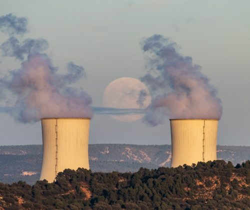 La presión pronuclear crece ante la proximidad del cierre de la central de Almaraz, la mayor de España | Clima y Medio Ambiente