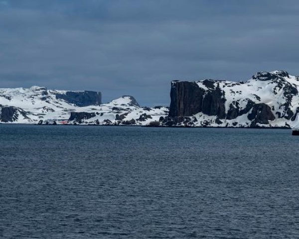 El hielo marino de la Antártida se encuentra al nivel más bajo que se haya registrado.
