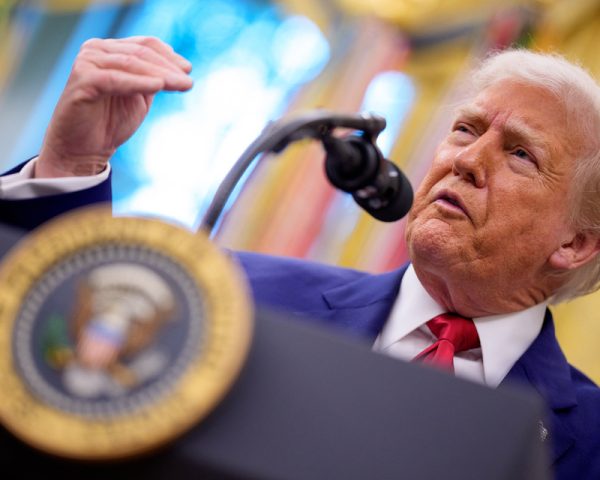 EE.UU.: casi 12 millones de niños latinos están en riesgo por los recortes sociales | El proyecto defendido por Trump ajusta programas de acceso a la salud y alimentos